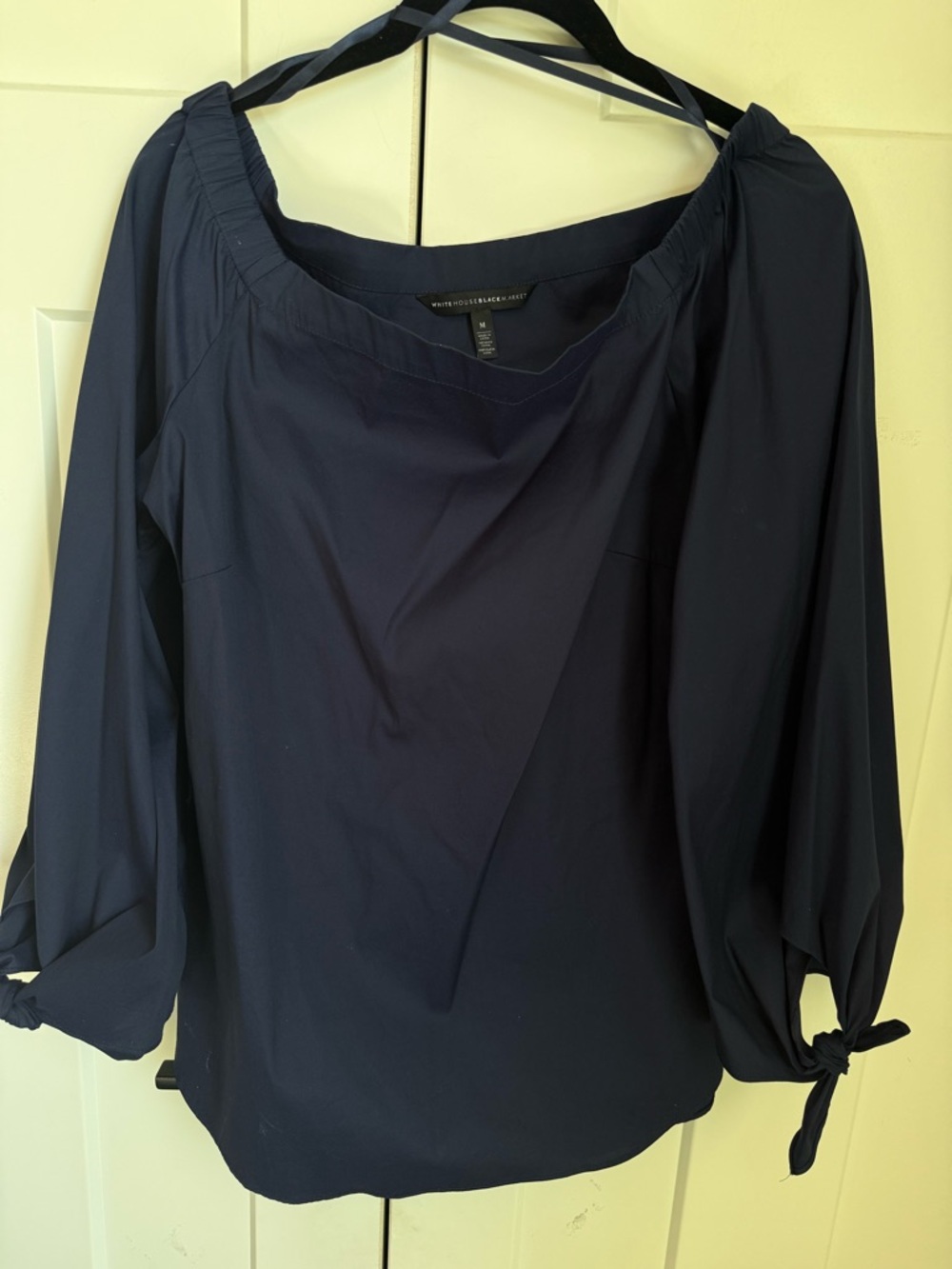 NWOT White House Blqck Market Women’s Navy Blue Off-Shoulder Tie-Sleeve Top, M.